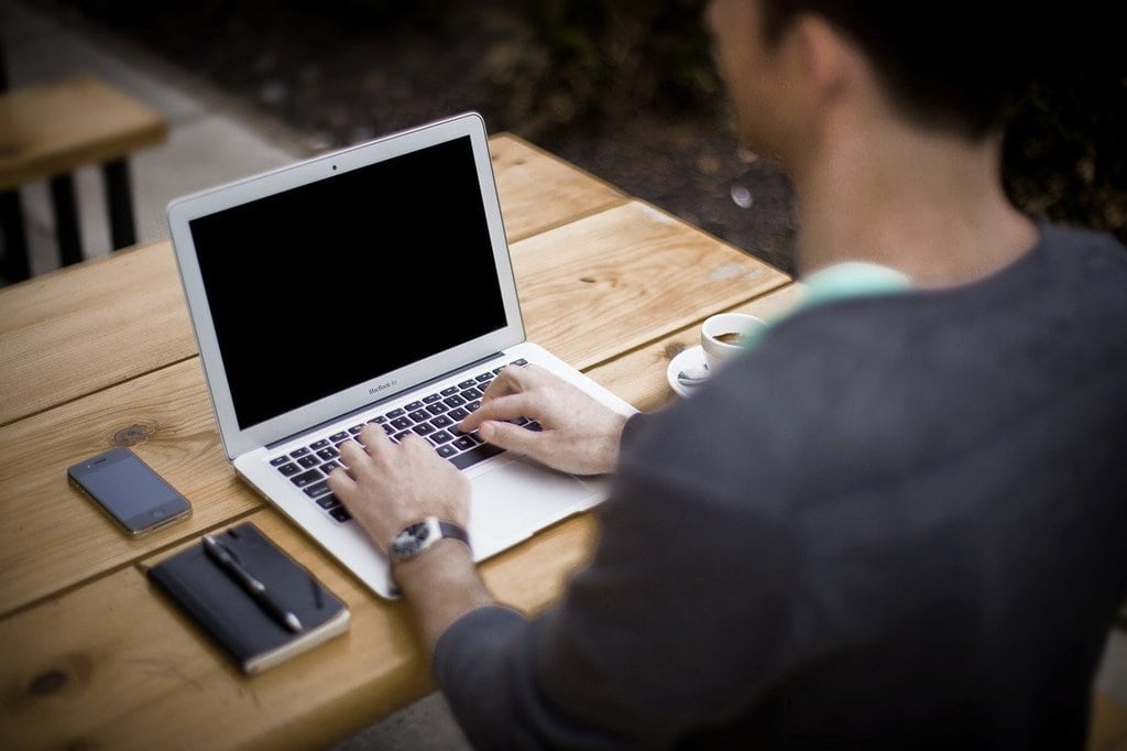 Essential tools for entrepreneurs in the digital age 